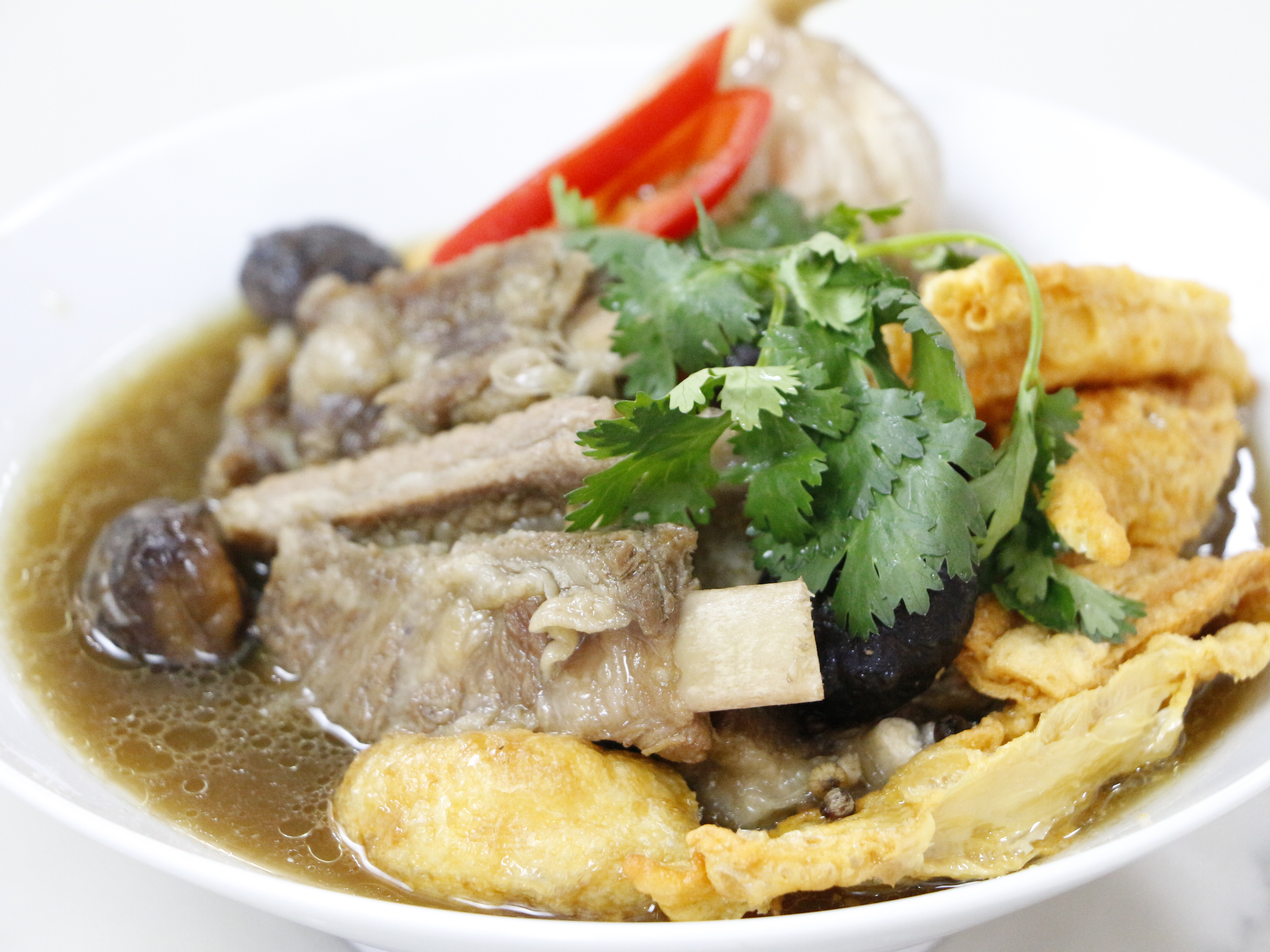 肉质鲜嫩汤底浓郁：让你的味蕾尽享幸福感