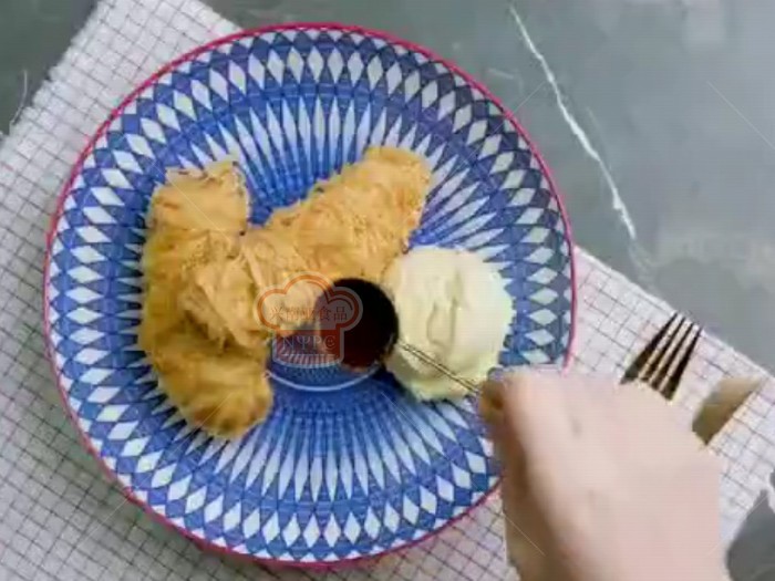 炸香蕉卷